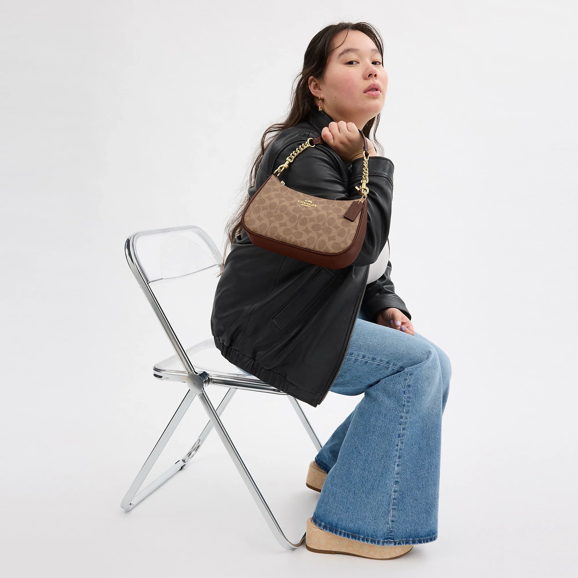 Coach Outlet Teri Shoulder Bag In Signature Canvas