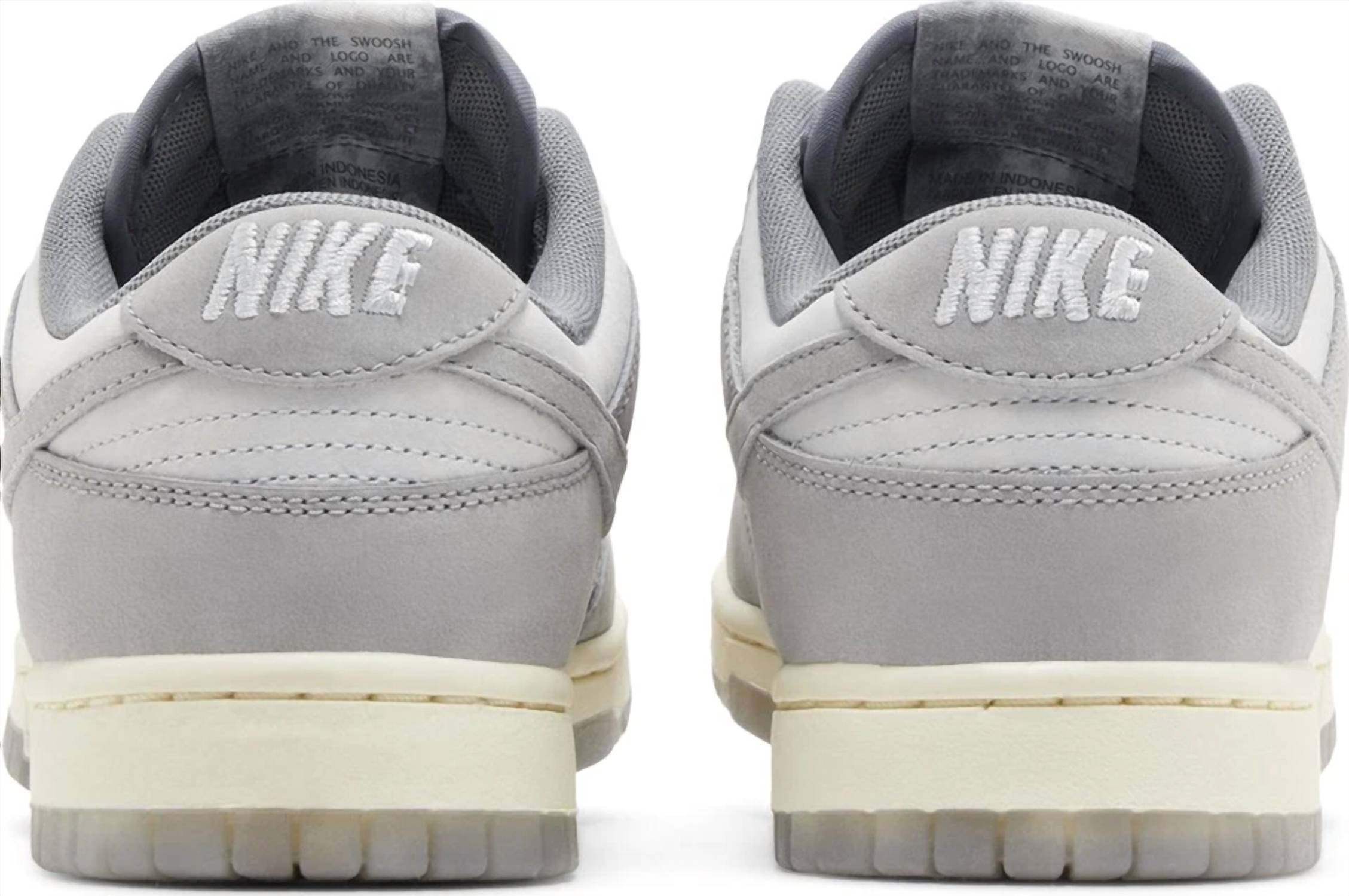Women's Dunk Low Sneakers In Storm Smoke