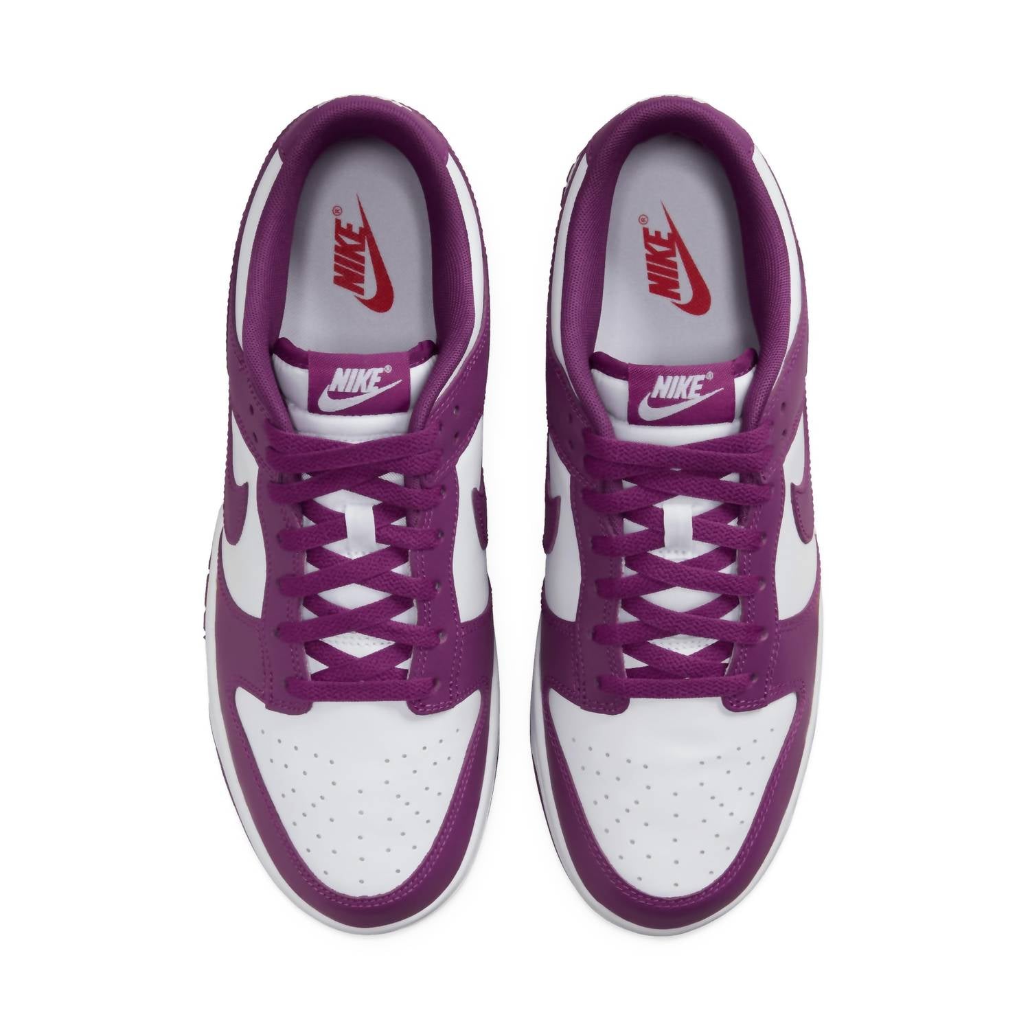 Men's Dunk Low Retro Viotech Sneaker In White/viotech-White