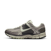 Women's Nike Zoom Vomero 5 Cobblestone/Light Bone FB8825-001