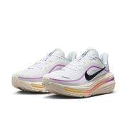 Women's Winflo 12 Road Running Shoes (Wide)