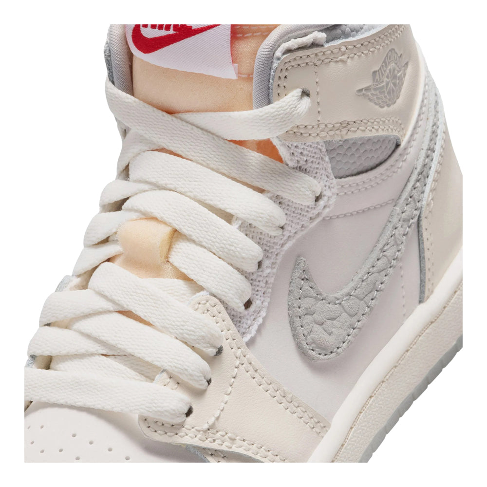 Air Jordan 1 Retro High OG Little Kids' Sneakers