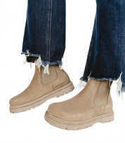 Women's Highwood Suede Ankle Boots In Taupe