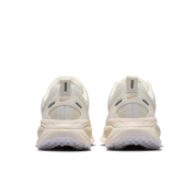 Women's Vomero 18 Road Running Shoes