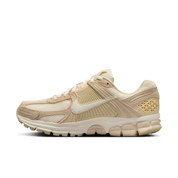Women's Zoom Vomero 5 Shoes with Reflective Accents