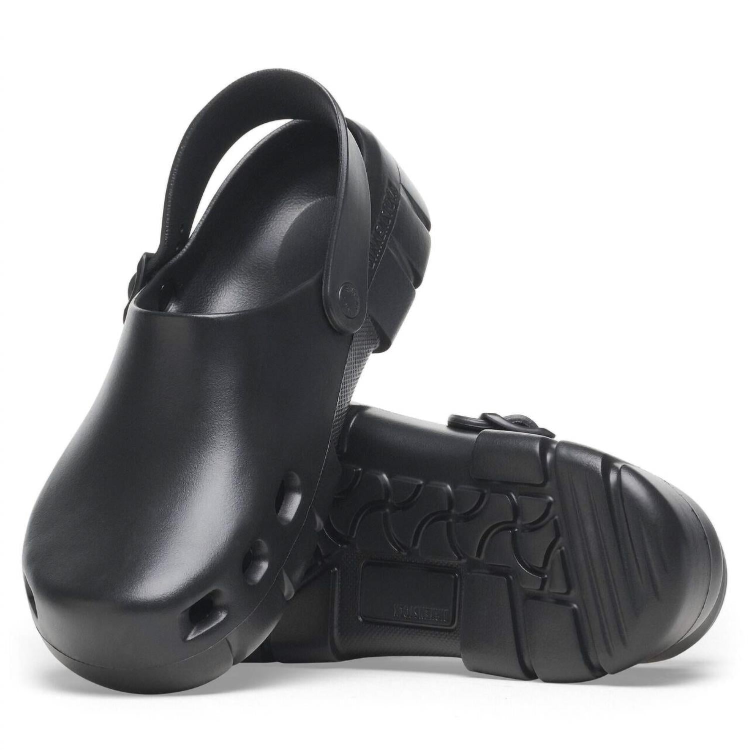 Men's Birki Flow Clog In Black