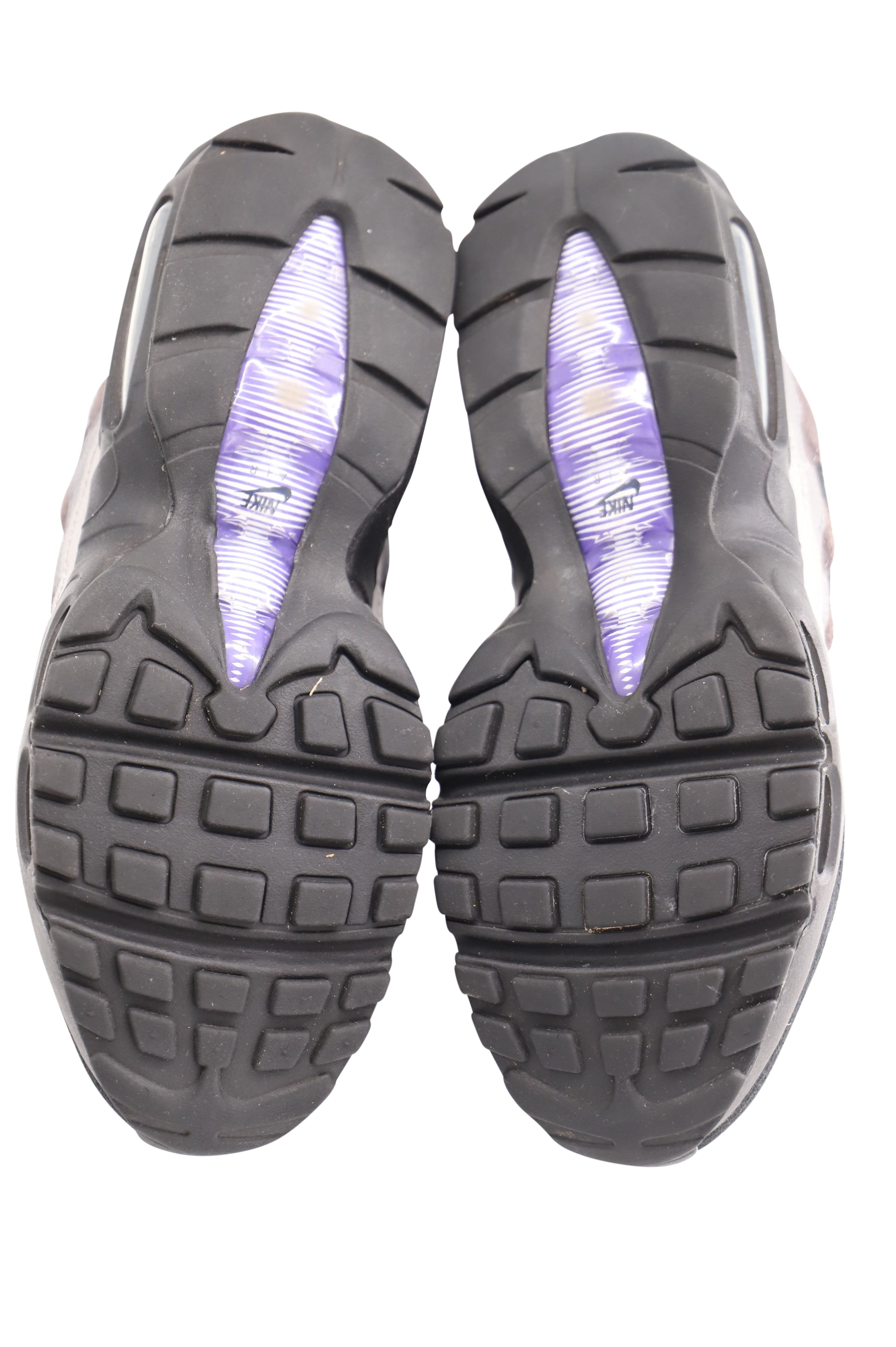 Nike Air Max 95 Black Grape in Black Nylon