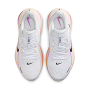 Women's Winflo 12 Road Running Shoes (Wide)