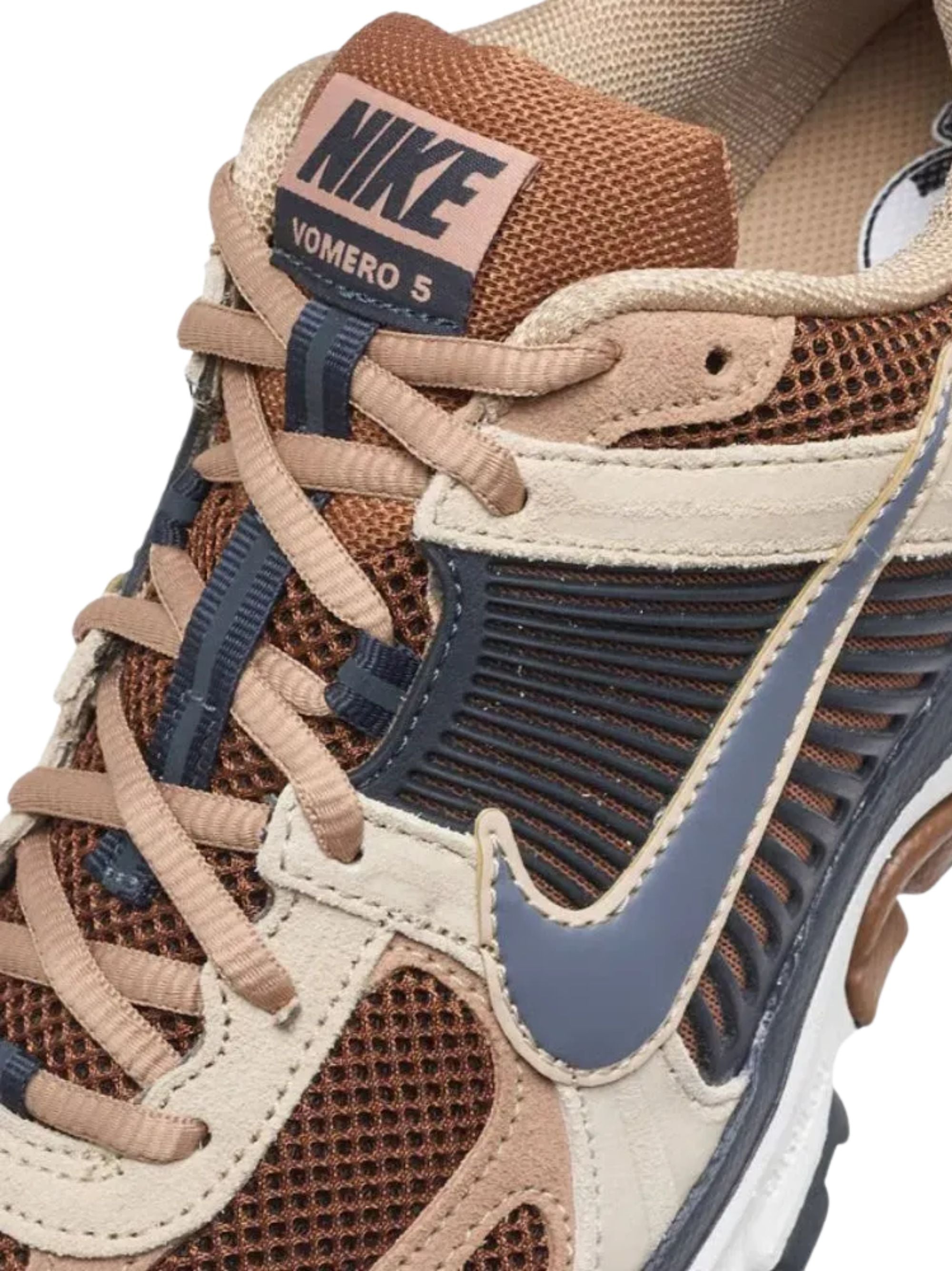 Earthy Tone Layered Zoom Vomero Sneakers