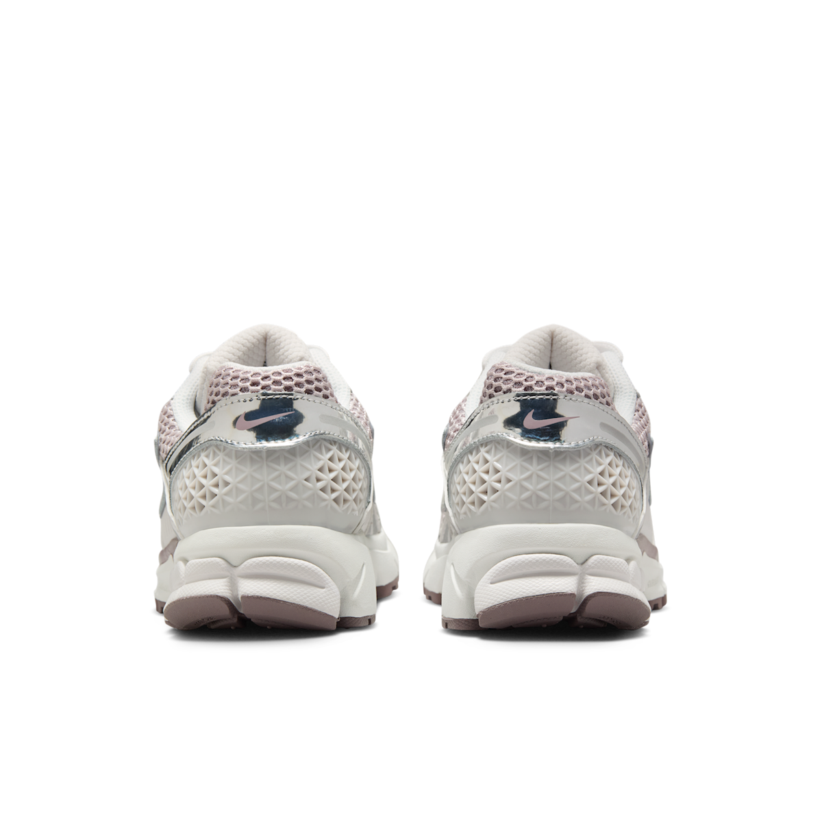 Women's Zoom Vomero 5 Shoes