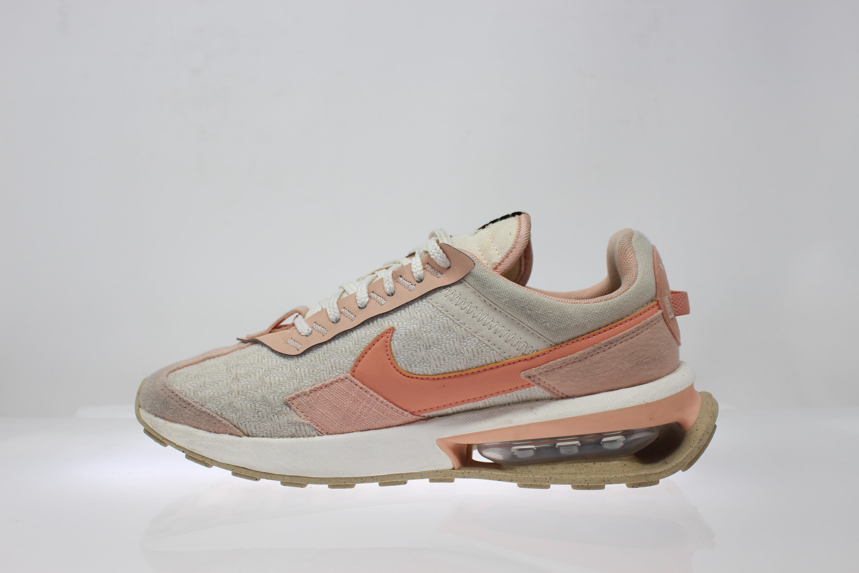 Nike Air Max Pre-Day SE Light Orewood Brown/Arctic Orange/Sail/Light Madder Root  DJ9984-101 Women's