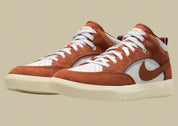 Unisex - Sb React Leo Skate Shoes In Dark Russet/white/dark Pony/dark Russet