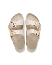 Arizona Big Buckle Slides In Shine Oyster