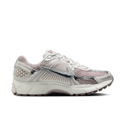 Women's Zoom Vomero 5 Shoes