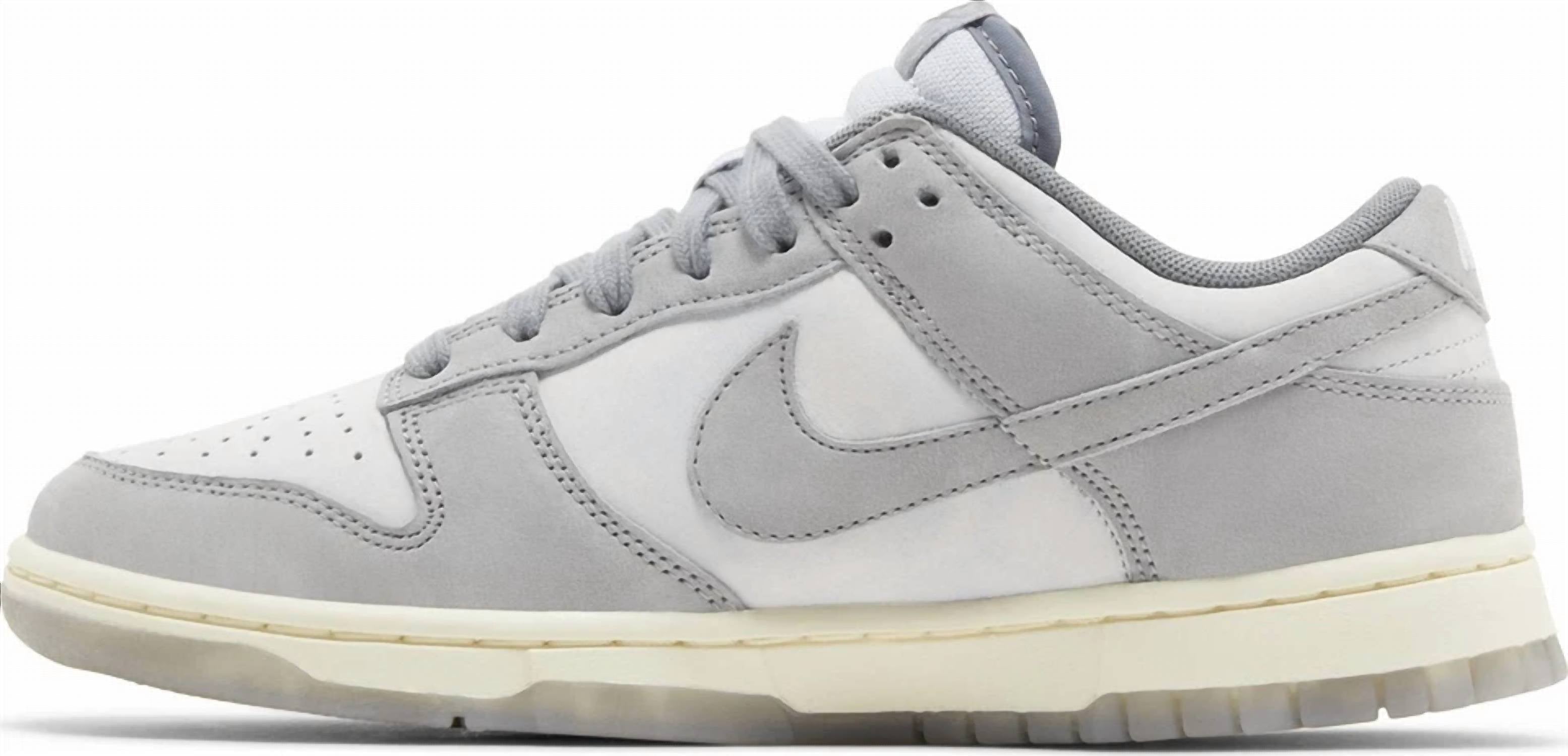 Women's Dunk Low Sneakers In Storm Smoke