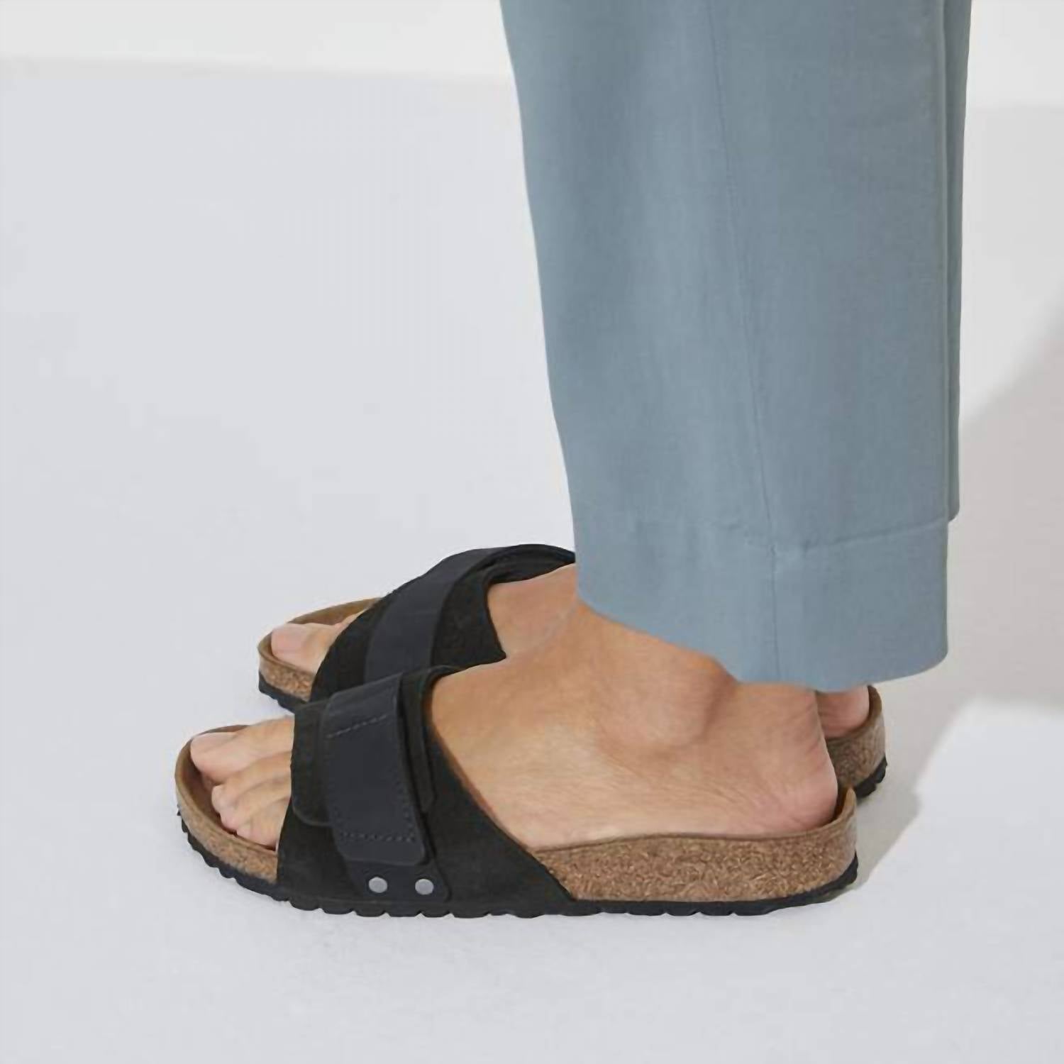 Women's Oita Sandal In Modern Suede Black