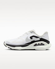 Men's Structure Plus Running Shoes In Summit White/black/metallic Silver