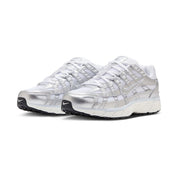 WOMENS NIKE P-6000-WHITE/METALLIC SILVER-BV1021-106