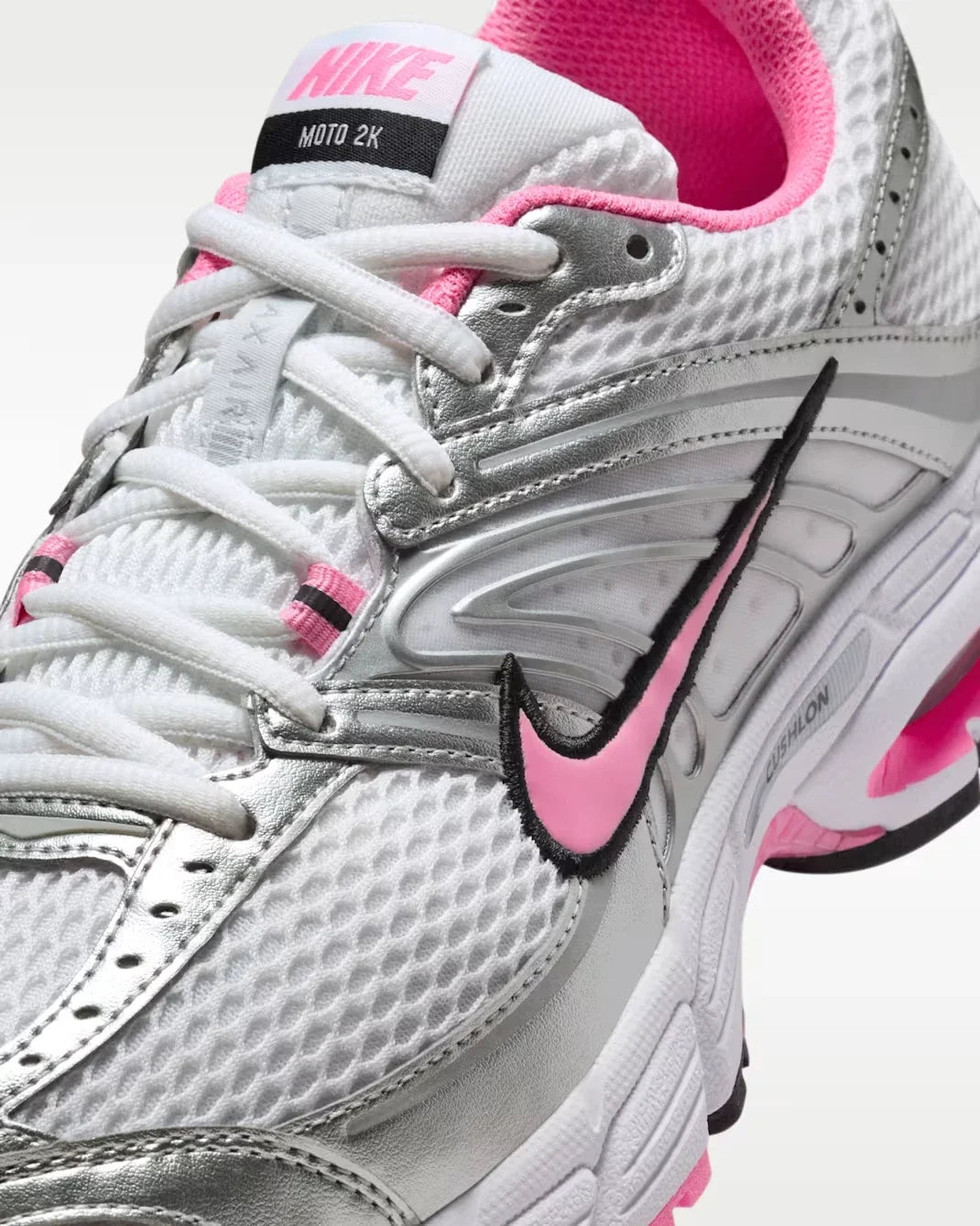 Nike Air Max Moto 2K HQ2056-101 Women's White Metallic Lifestyle Shoes LIQ634