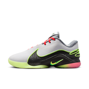 Men's LeBron XXII Basketball Shoes
