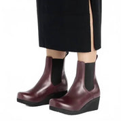 Women's Ebba Slip On Boot In Zinfandel