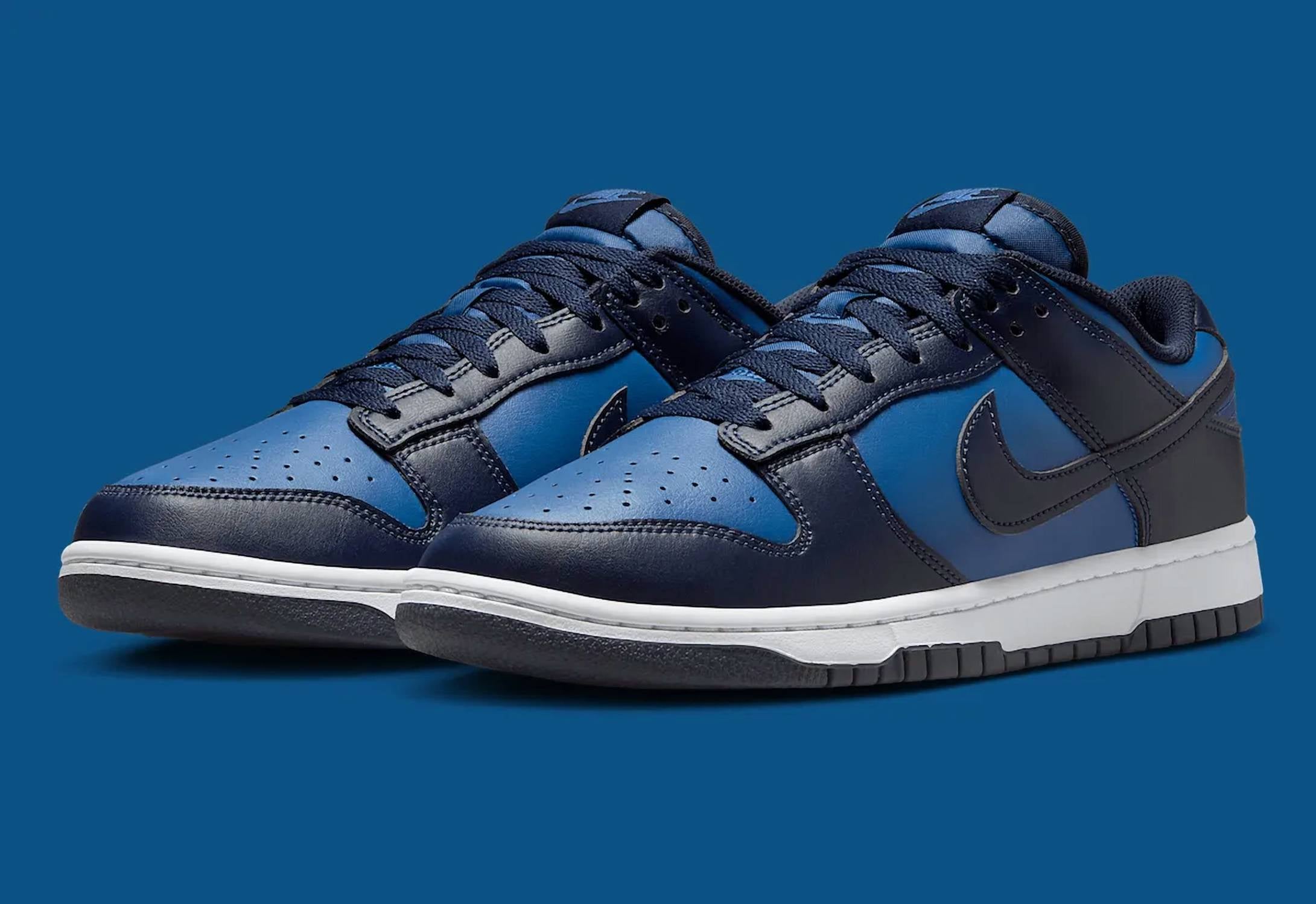 Men's Dunk Low Retro Shoes In Navy Marine