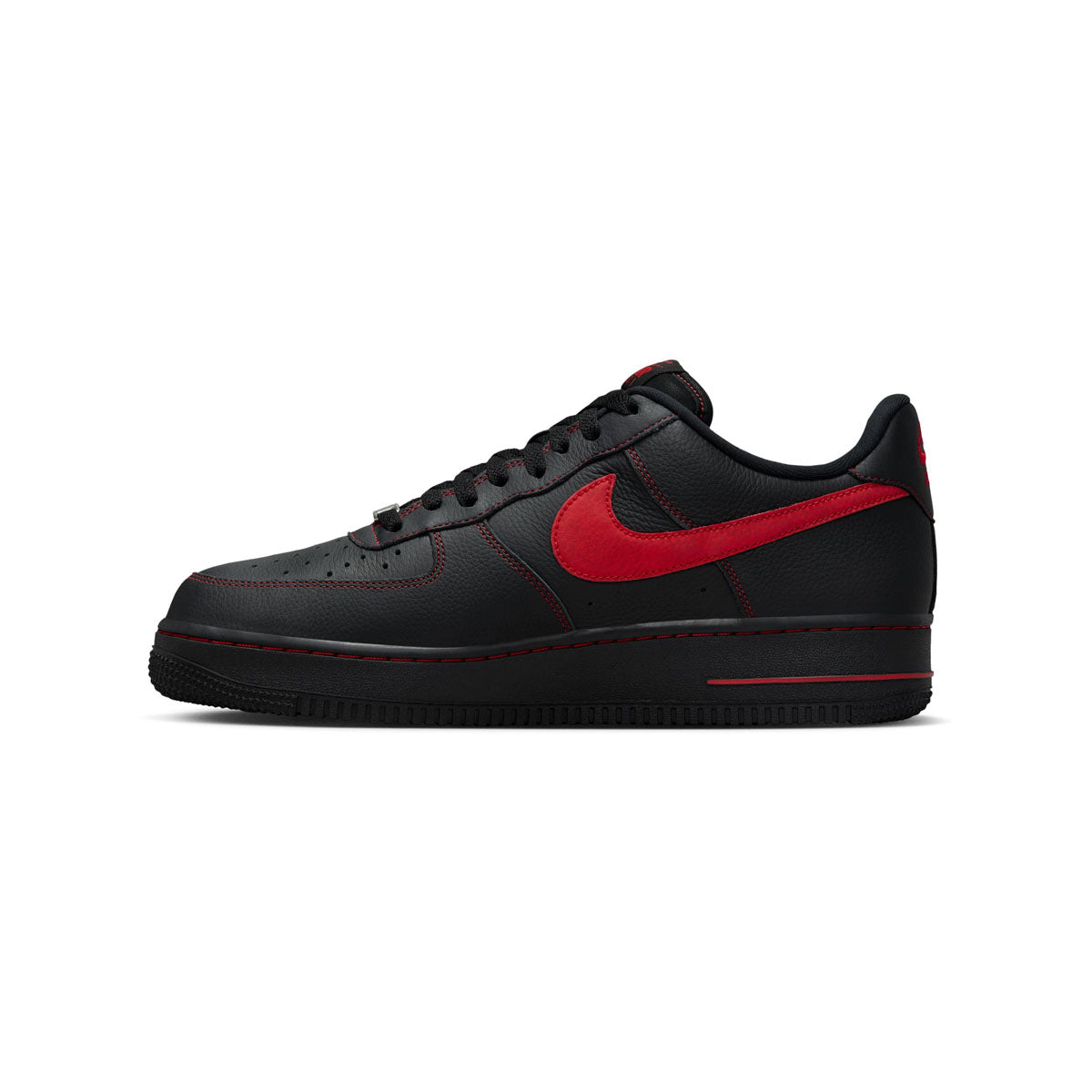 Men's Nike Air Force 1 '07 LV8 'Bred' Shoes