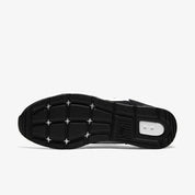 Men's Nike Venture Runner CK2944-002 Sneakers Black White Lace Up Running Shoes