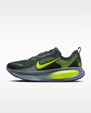 Men's Vomero 18 Road Running Shoes In Seaweed Cannon Sanded Purple Volt