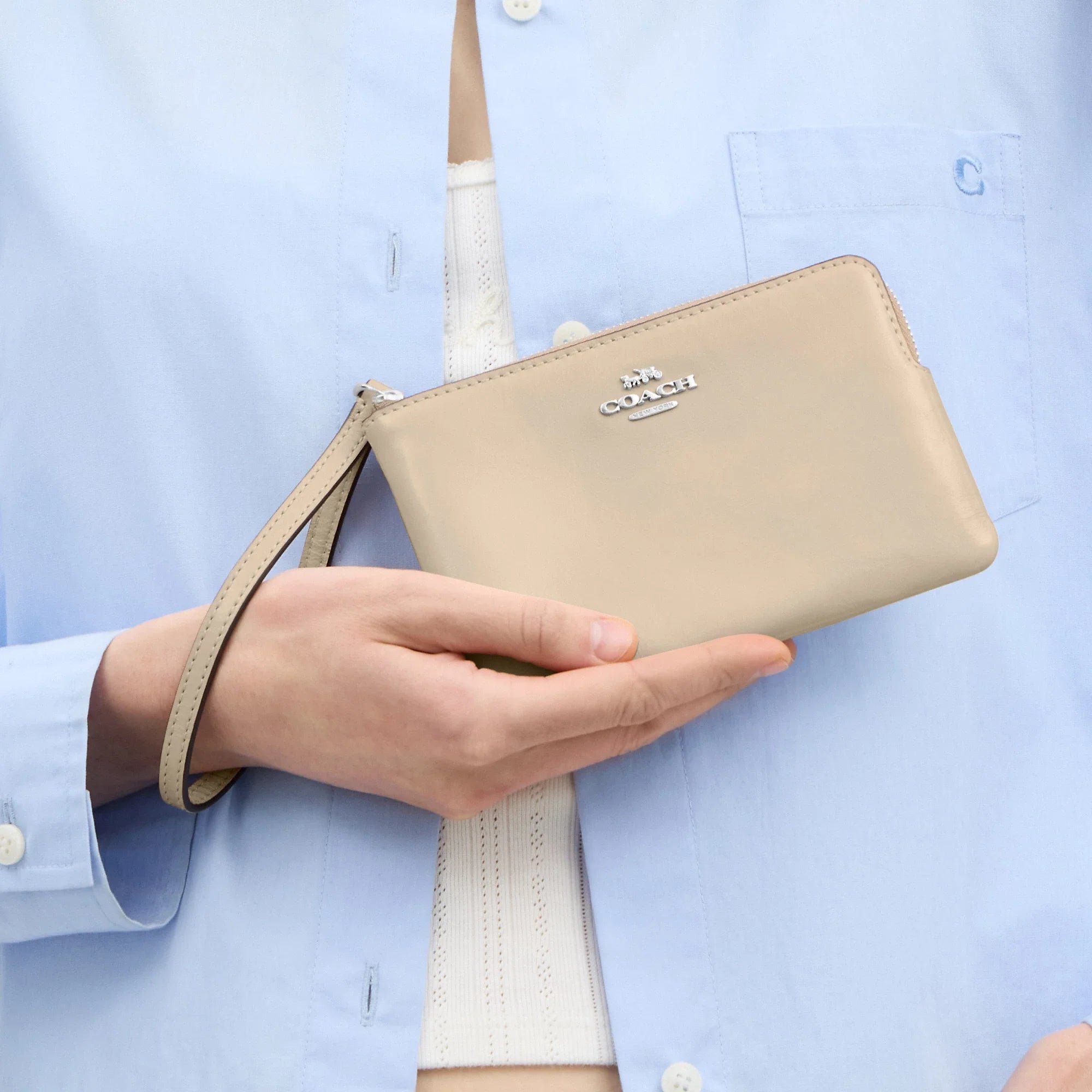 Coach Outlet Corner Zip Wristlet