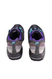 Nike Air Max 95 Black Grape in Black Nylon