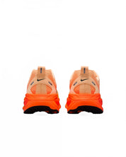 Men's Vomero 18 Road Running Shoes In Orange Chalk Total Orange Volt Black