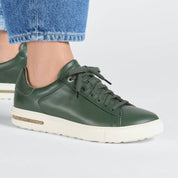 Women's Bend Low Sneaker In Thyme
