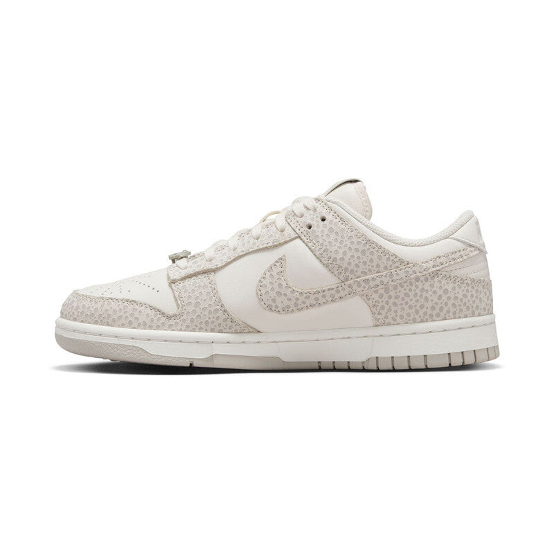WOMENS NIKE DUNK LOW PREMIUM-PHANTOM/PHOTON DUST-FV6516-001