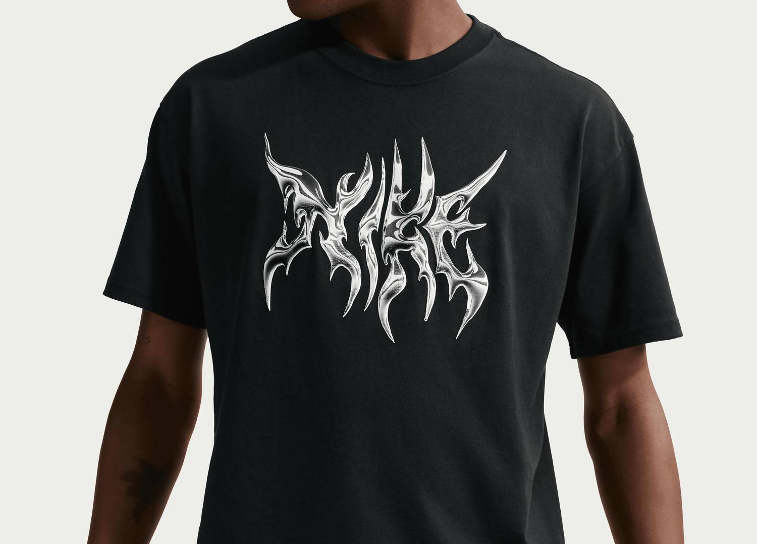 Metal Boxy T-Shirt In Black
