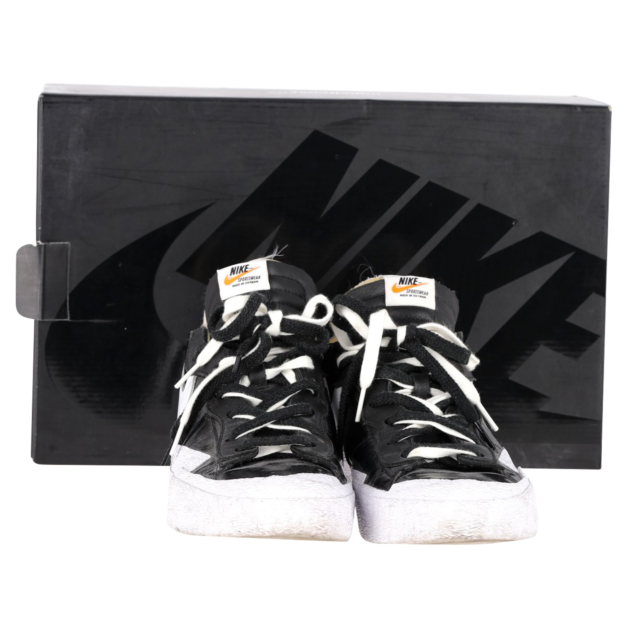 Nike x Sacai Blazer Low Sneakers in Black Patent Leather