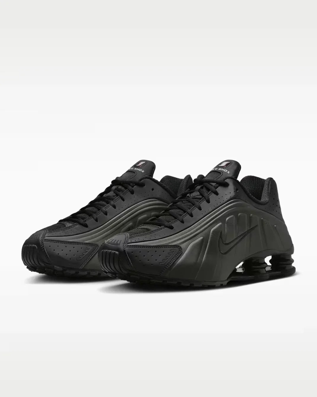 Nike Shox R4 HQ1988-001 Sneakers Black Low Top Running Shoes LIQ370