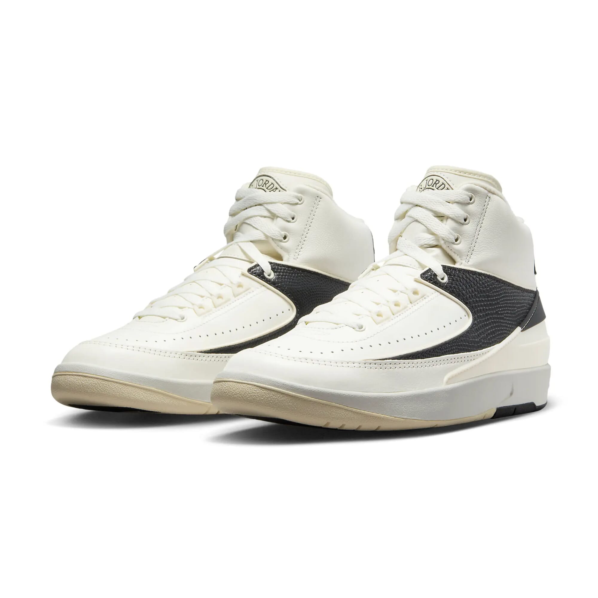 Women's Nike Air Jordan 2 Retro Sail/Coconut Milk-Black DX4400-100