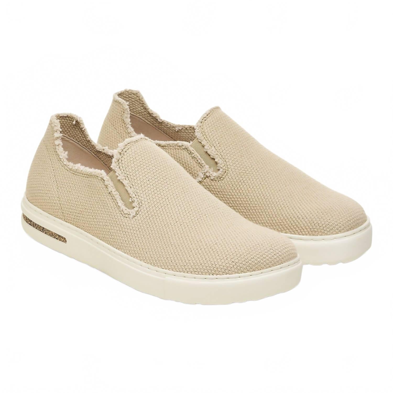 Women's Bend Decon Slip On Shoes In Sandcastle Canvas