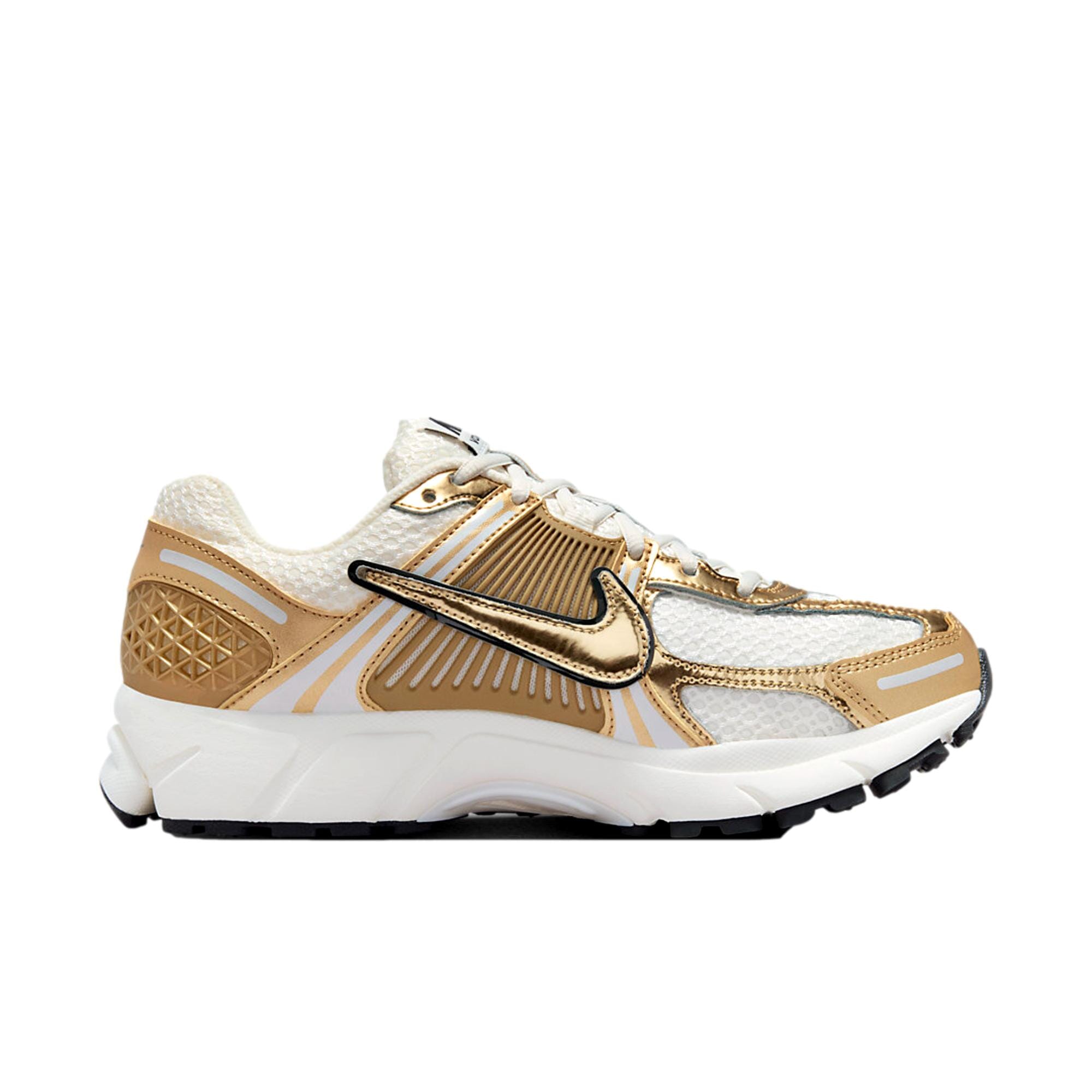 Women's Nike Zoom Vomero 5 Photon Dust/Metallic Gold HF7723-001