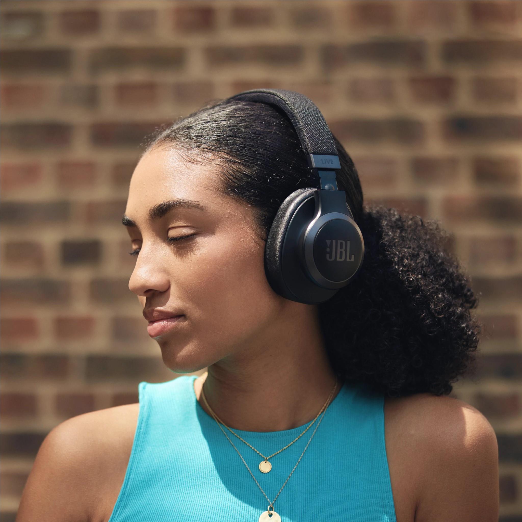 JBL Live 770NC Wireless True Adaptive Noise Cancelling Over-Ear Headphones (Black)