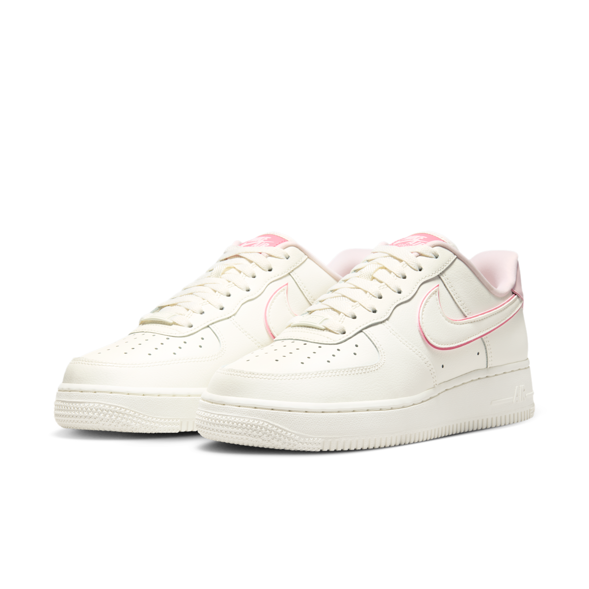 Women's Air Force 1 '07 Essential Shoes