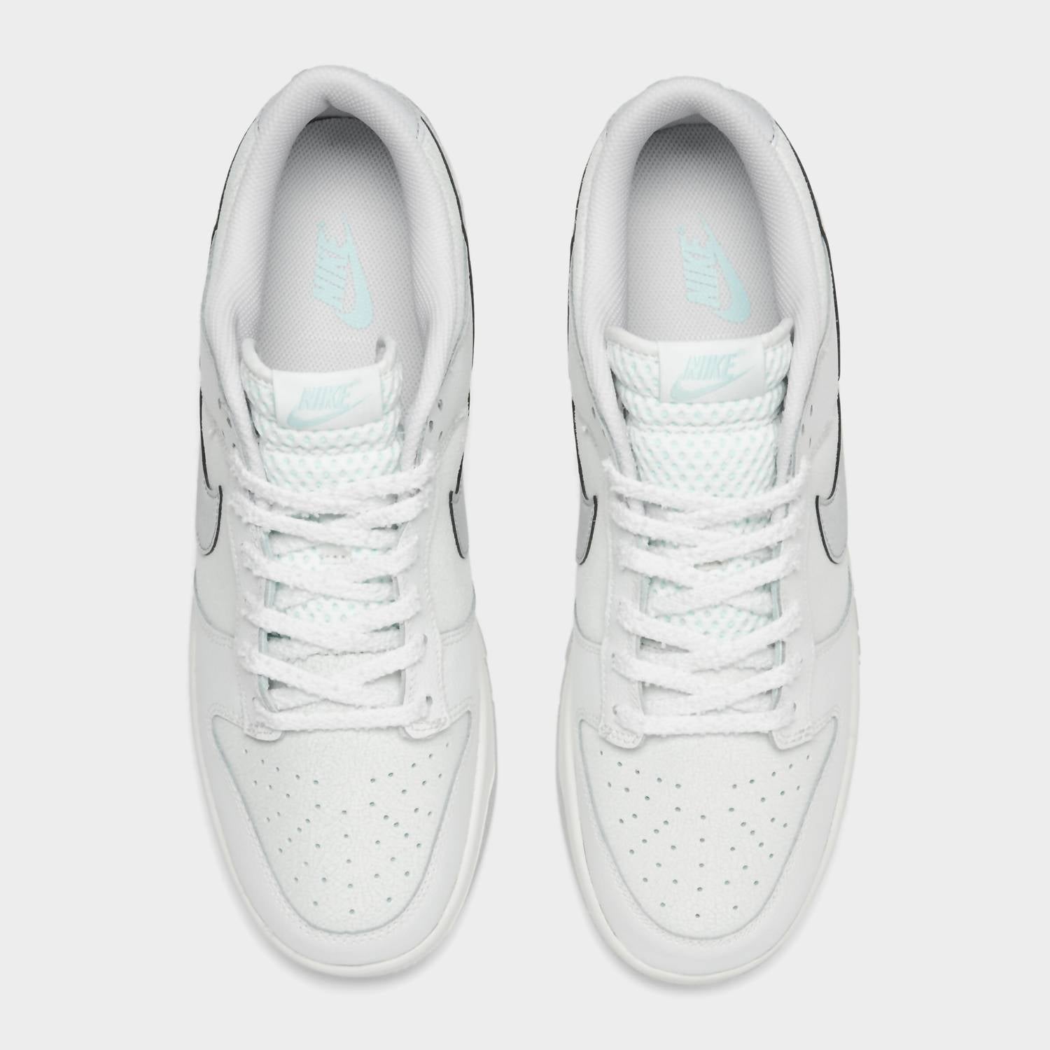 Men's Dunk Low Retro Se Shoes In Glacier Ice/metallic Silver/summit White