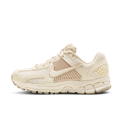 Women's Zoom Vomero 5 Shoes