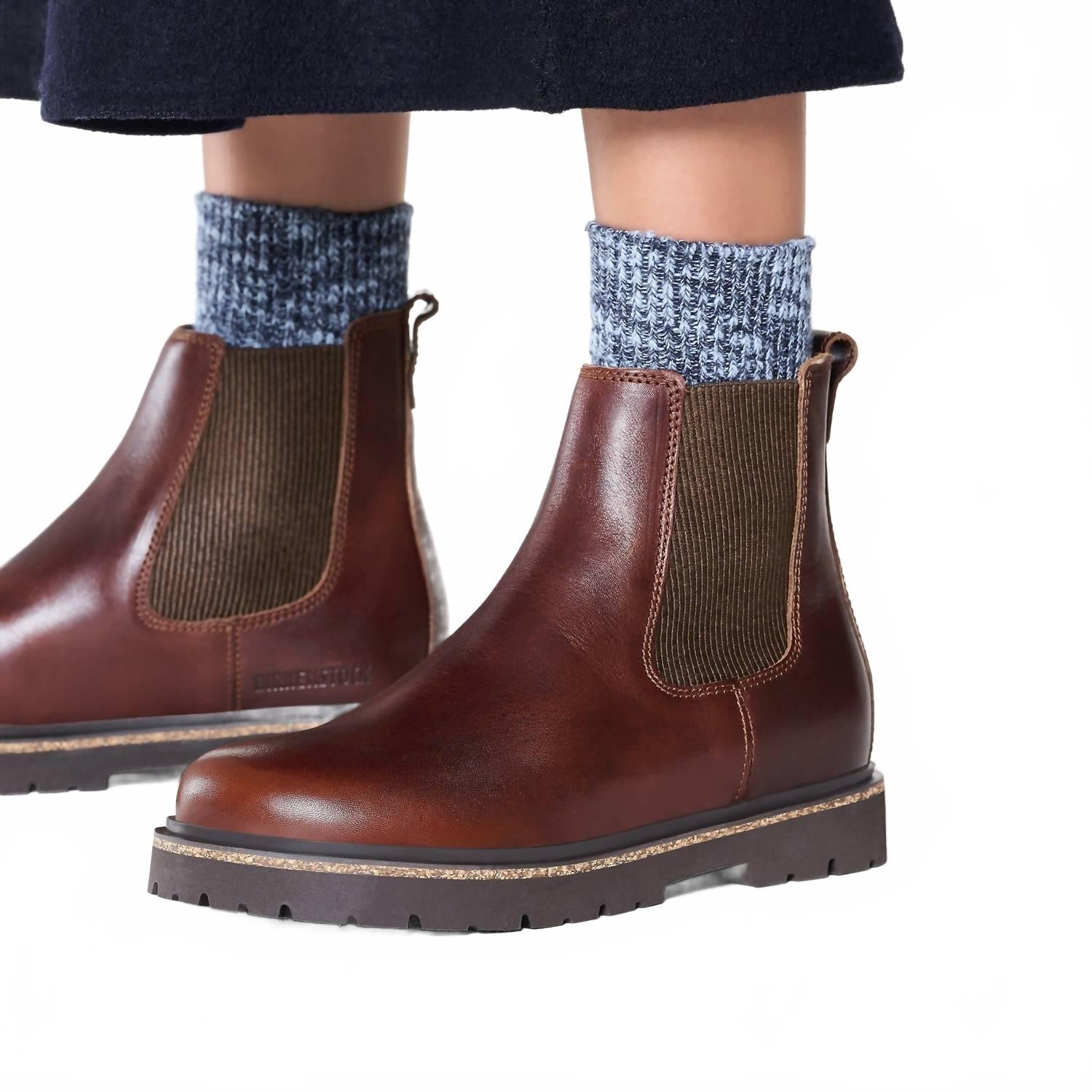 Women's Highwood Slip On Boot In Chocolate