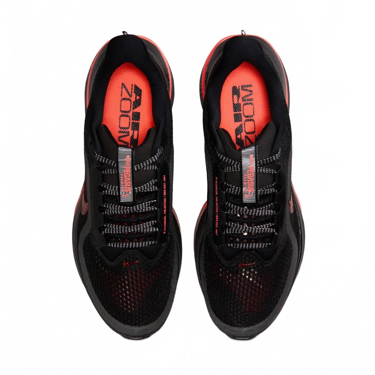 Women's Pegasus Premium Shoe In Black Hot Lava