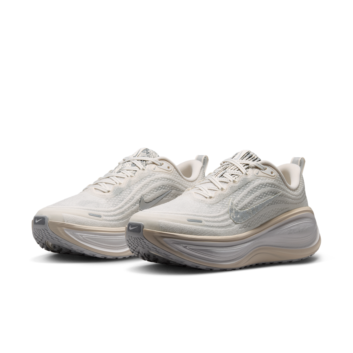 Women's Vomero Plus SE Road Running Shoes