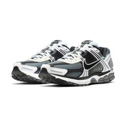 MENS NIKE ZOOM VOMERO 5 SE SP DARK GREY/BLACK_CI1694-001