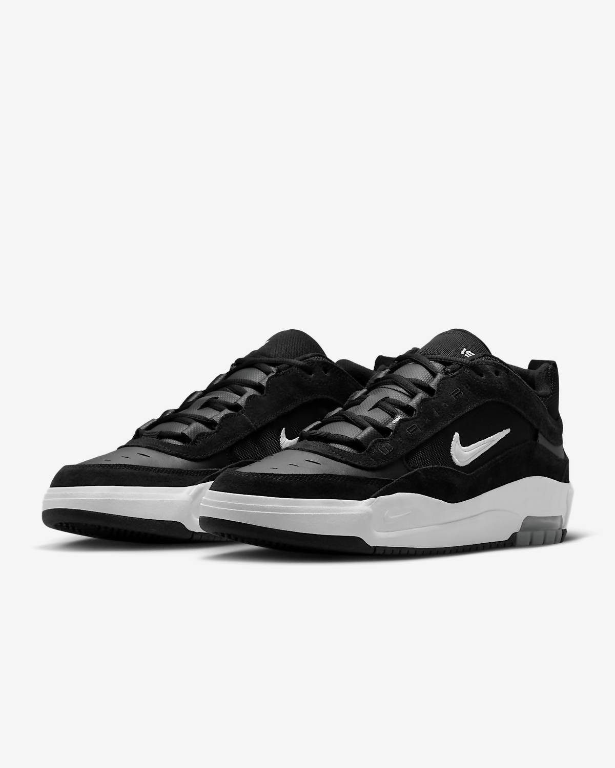 Men's Air Max Ishod Shoes In Black/white