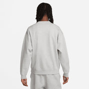 Solo Swoosh Fleece Crew Sweatshirt In Dark Heather Grey
